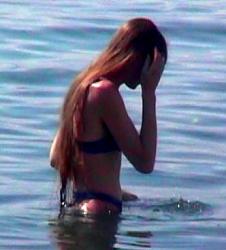 Click image for larger version. 

Name:	holidays_croatia__swimsuit_2__mermaid_swimming_in_the_sea_688.jpg 
Views:	1384 
Size:	18.0 KB 
ID:	250423