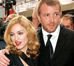 Click image for larger version. 

Name:	madonna_divorced_guy_ritchie_betting_odds_645.jpg 
Views:	1591 
Size:	40.0 KB 
ID:	275782