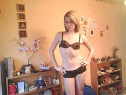 Click image for larger version. 

Name:	Alice3.jpg 
Views:	10099 
Size:	48.9 KB 
ID:	432348