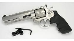 Click image for larger version. 

Name:	Smith_&_Wesson_Performance_Center_model_629.jpg 
Views:	525 
Size:	29.4 KB 
ID:	433990