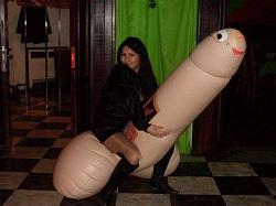 Click image for larger version. 

Name:	giant_penis_ride_500x374_110.jpg 
Views:	2002 
Size:	41.1 KB 
ID:	275335