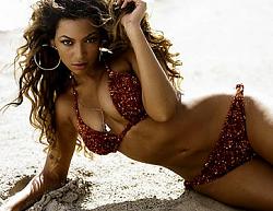 Click image for larger version. 

Name:	beyonce1_193.jpg 
Views:	869 
Size:	25.6 KB 
ID:	241133