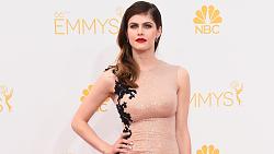 Click image for larger version. 

Name:	alexandra_daddario_attends_the_emmy_awards_-_getty_-_h_2018.jpg 
Views:	70 
Size:	203.5 KB 
ID:	1369801