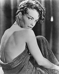 Click image for larger version. 

Name:	romyschneider_144.jpg 
Views:	5086 
Size:	30.5 KB 
ID:	210325