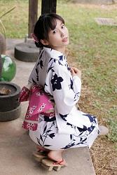 Click image for larger version. 

Name:	risa-yoshiki-----.jpg 
Views:	1179 
Size:	112.0 KB 
ID:	801280