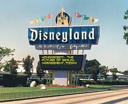 Click image for larger version. 

Name:	disneyland_107.jpg 
Views:	131 
Size:	63.9 KB 
ID:	147214