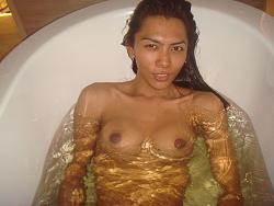 Click image for larger version. 

Name:	Me taking a bath.jpg 
Views:	1263 
Size:	65.5 KB 
ID:	373085