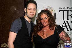 Click image for larger version. 

Name:	TrannyAwards.Scott.Ben.dc610.jpg 
Views:	2757 
Size:	114.5 KB 
ID:	558271