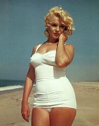 Click image for larger version. 

Name:	marilyn_monroe_142.jpg 
Views:	1876 
Size:	23.7 KB 
ID:	217306