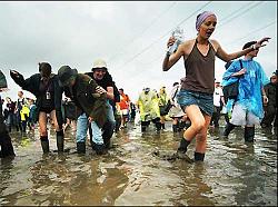 Click image for larger version. 

Name:	Glastonbury-mud.jpg 
Views:	443 
Size:	60.8 KB 
ID:	595324