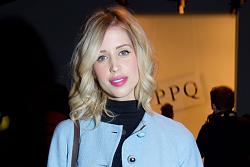 Click image for larger version. 

Name:	2013PeachesGeldof03PA281113.jpg 
Views:	553 
Size:	50.7 KB 
ID:	709498