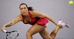 Click image for larger version. 

Name:	jelena_jankovic_on_a_run.jpg 
Views:	1773 
Size:	14.4 KB 
ID:	474603