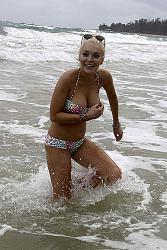 Click image for larger version. 

Name:	LiLo on beach (4).jpg 
Views:	194 
Size:	71.9 KB 
ID:	440389