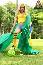 Click image for larger version. 

Name:	soccer112.jpg 
Views:	1088 
Size:	227.5 KB 
ID:	805912