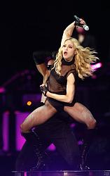 Click image for larger version. 

Name:	madge_in_concert_1_2_130.jpg 
Views:	450 
Size:	37.2 KB 
ID:	196247