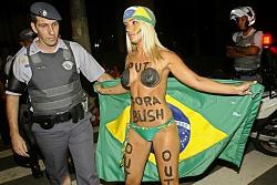 Click image for larger version. 

Name:	gwb_in_brazil_049_137.jpg 
Views:	786 
Size:	64.2 KB 
ID:	92035