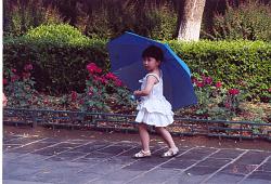 Click image for larger version. 

Name:	085 A very cute little girl walking in the park near the sacr.jpg 
Views:	951 
Size:	667.9 KB 
ID:	489546