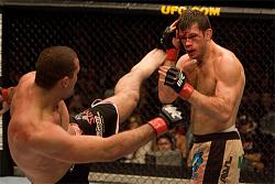 Click image for larger version. 

Name:	ufc76griffin_vs_shogun2_159.jpg 
Views:	114 
Size:	41.4 KB 
ID:	243236