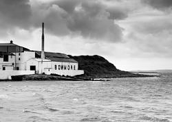 Click image for larger version. 

Name:	bowmore-distillery.jpg 
Views:	606 
Size:	73.2 KB 
ID:	599838