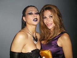 Click image for larger version. 

Name:	Lilac Dress - NY Party - Shana & Nina 196.jpg 
Views:	1988 
Size:	133.3 KB 
ID:	314565