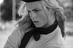 Click image for larger version. 

Name:	Andrej Pejic 2.jpg 
Views:	6007 
Size:	67.0 KB 
ID:	411811