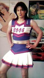 Click image for larger version. 

Name:	cheerleader4.jpg 
Views:	5693 
Size:	19.0 KB 
ID:	321522
