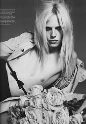 Click image for larger version. 

Name:	Andrej Pejic 2 (3).jpg 
Views:	1806 
Size:	121.9 KB 
ID:	385633