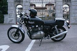 Click image for larger version. 

Name:	Thruxton.jpg 
Views:	418 
Size:	121.0 KB 
ID:	337710