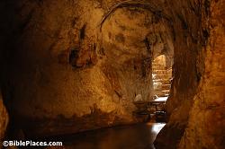 Click image for larger version. 

Name:	GihonSpringt%2BHezekiah%2Btunnels.jpg 
Views:	170 
Size:	59.6 KB 
ID:	395200