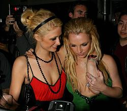 Click image for larger version. 

Name:	britney-spears-paris-hilton-boob-grab-04.jpg 
Views:	641 
Size:	163.8 KB 
ID:	338541