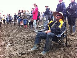 Click image for larger version. 

Name:	Dan_Glover_Glastonbury_mud.JPG 
Views:	454 
Size:	109.2 KB 
ID:	595325