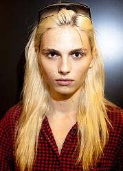 Click image for larger version. 

Name:	Andrej Pejic 1 (2).jpg 
Views:	1785 
Size:	116.9 KB 
ID:	385631