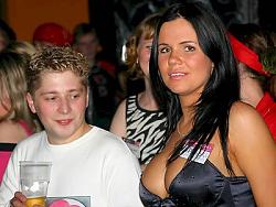 Click image for larger version. 

Name:	boy checking out woman's breasts dr heckle funny photo blog.jpg 
Views:	236 
Size:	32.8 KB 
ID:	493376