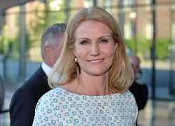 Click image for larger version. 

Name:	Helle+Thorning+Schmidt+Inauguration+House+bDzDEAKUX7cl.jpg 
Views:	205 
Size:	77.6 KB 
ID:	657870