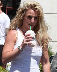 Click image for larger version. 

Name:	Stars Without Makeup britney spears.jpg 
Views:	681 
Size:	68.7 KB 
ID:	378886