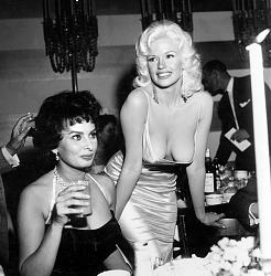 Click image for larger version. 

Name:	sophia-loren-and-jane-mansfield11.jpg 
Views:	1246 
Size:	261.2 KB 
ID:	591695
