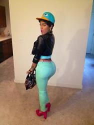 Click image for larger version. 

Name:	joseline-hernandez.jpg 
Views:	1064 
Size:	7.8 KB 
ID:	499564