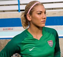 Click image for larger version. 

Name:	hope-solo.jpg 
Views:	132 
Size:	59.6 KB 
ID:	409108