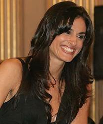 Click image for larger version. 

Name:	Gabriela_Sabatini_300.jpg 
Views:	734 
Size:	13.3 KB 
ID:	474691