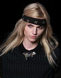 Click image for larger version. 

Name:	Andrej Pejic (6).jpg 
Views:	1619 
Size:	156.8 KB 
ID:	482624