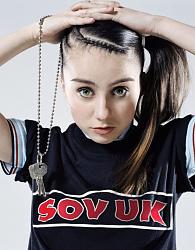 Click image for larger version. 

Name:	lady_sovereign_cp04_901.jpg 
Views:	4871 
Size:	57.2 KB 
ID:	88381