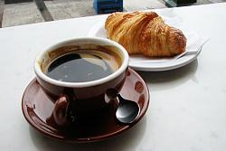 Click image for larger version. 

Name:	20100610-coffee-croissant.jpg 
Views:	1176 
Size:	28.7 KB 
ID:	692758