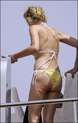 Click image for larger version. 

Name:	061207_cellulite_sharon_stone_145.jpg 
Views:	611 
Size:	29.4 KB 
ID:	228185