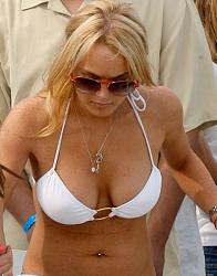 Click image for larger version. 

Name:	lindsay_lohan_bikini_white.jpg 
Views:	1081 
Size:	42.1 KB 
ID:	438685