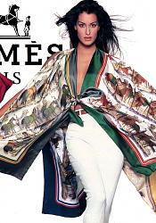 Click image for larger version. 

Name:	yasmeen_ghauri_202.jpg 
Views:	698 
Size:	127.1 KB 
ID:	33675