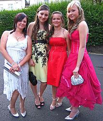 Click image for larger version. 

Name:	babes_in_bournemouth_140.jpg 
Views:	166 
Size:	248.3 KB 
ID:	240410