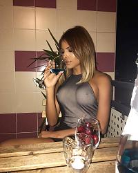Click image for larger version. 

Name:	pic ts Sara Dark jeunejolie tumblr_osgvyir7mE1qkc7w5o1_1280.jpg 
Views:	385 
Size:	139.8 KB 
ID:	1030665