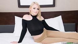 Click image for larger version. 

Name:	hadley-viscara-gets-nailed-in-a-pov-scene-in-tight-pants-1.jpg 
Views:	108 
Size:	66.8 KB 
ID:	1063083