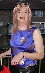 Click image for larger version. 

Name:	Siobhan1.jpg 
Views:	75 
Size:	26.5 KB 
ID:	1143517