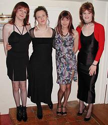 Click image for larger version. 

Name:	wendysimonejodawn.jpg 
Views:	120 
Size:	60.7 KB 
ID:	1144330